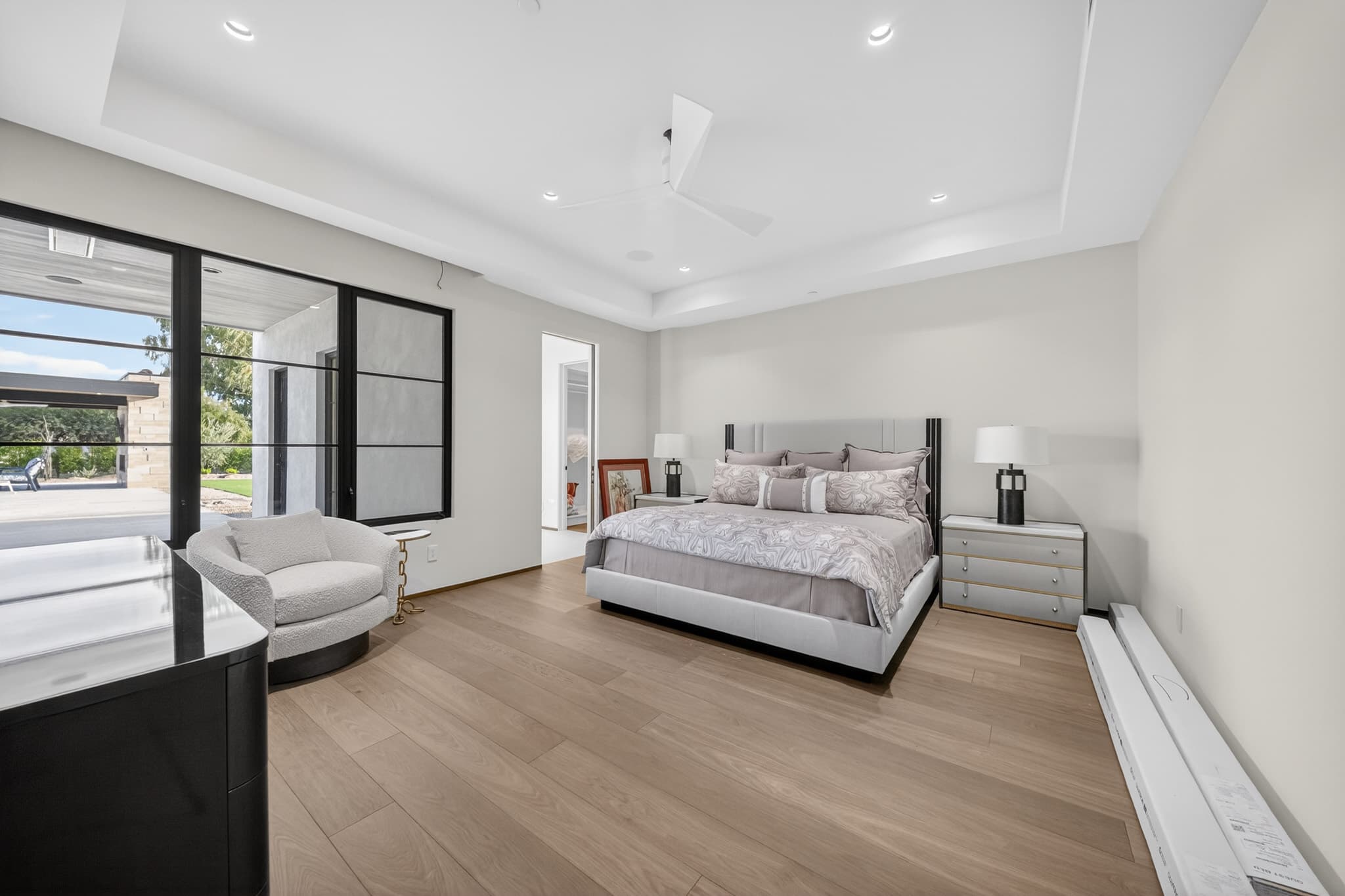 Desert Space thumbnail 26