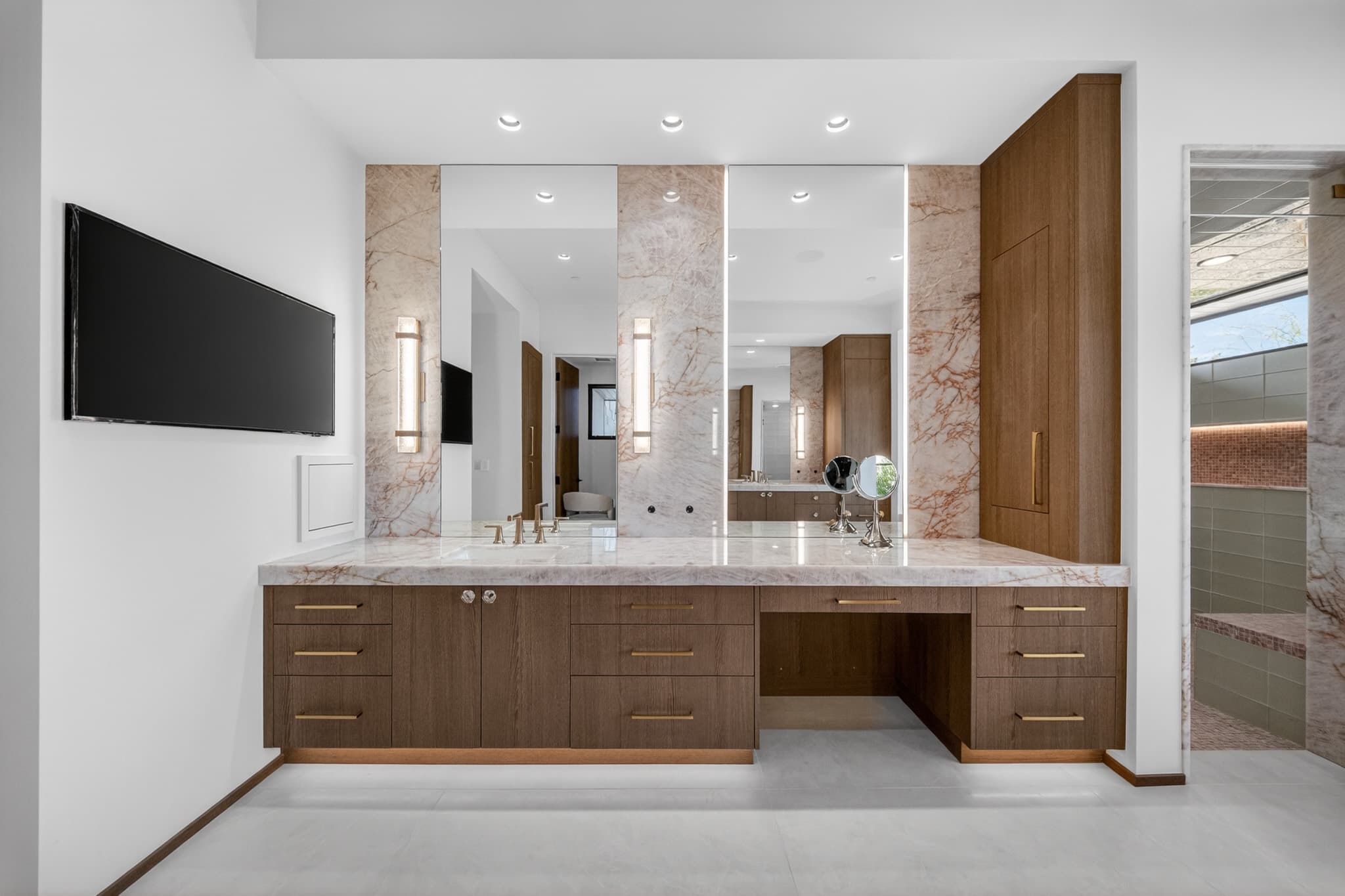 Desert Space thumbnail 27