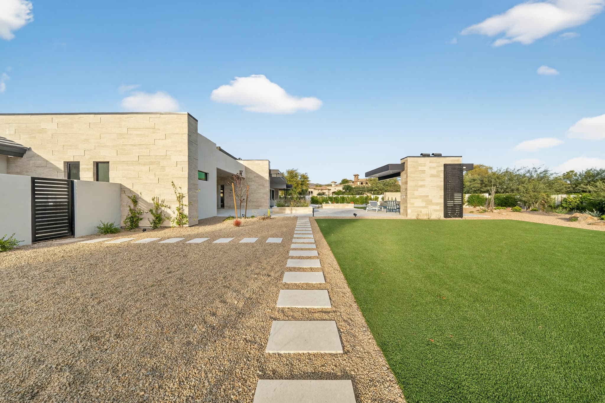 Desert Space thumbnail 35