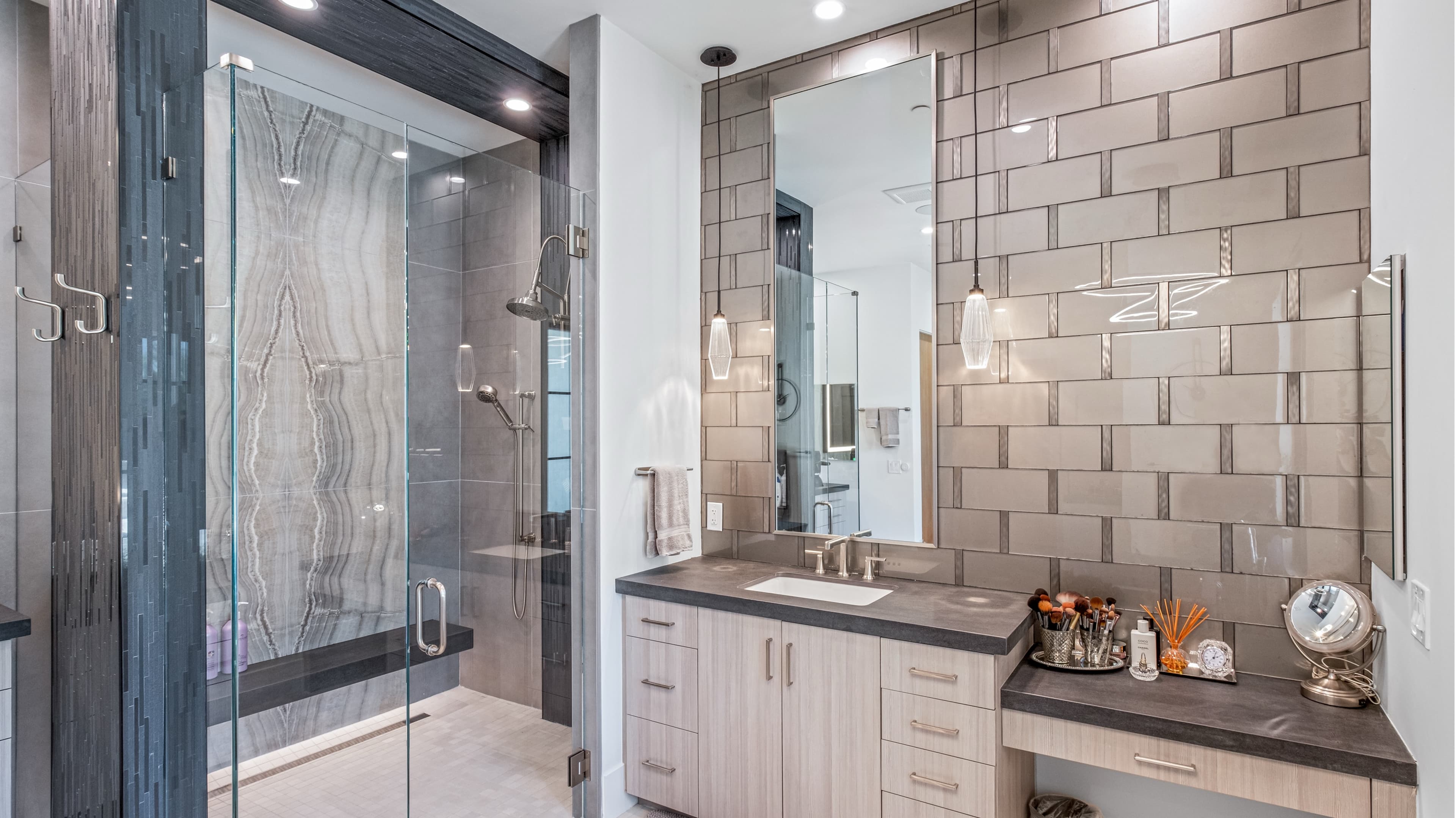 /media/projects/pinnacle-peak-country-club/master-bathroom-angle-2.jpg